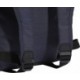 Granatowy plecak sportowy Adidas Essentials Linear 23 l z białym logo, bocznymi kieszeniami, regulowanymi szelkami i powlekanym 