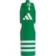 Zielony bidon sportowy Adidas Tiro Bottle 750 ml z białym logo, boczną skalą, szerokim otworem, zakrętką i wygodnym ustnikiem