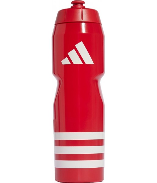 Czerwony bidon sportowy Adidas Tiro Bottle 750 ml z białym logo, boczną skalą, szerokim otworem, zakrętką i wygodnym ustnikiem