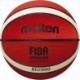 Pomarańczowo-kremowa piłka do koszykówki Molten B6G2000 r. 6 z 12-panelową konstrukcją, logo Molten i oznaczeniem FIBA Approved