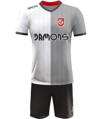 Stroje Sportowe Warrior V2